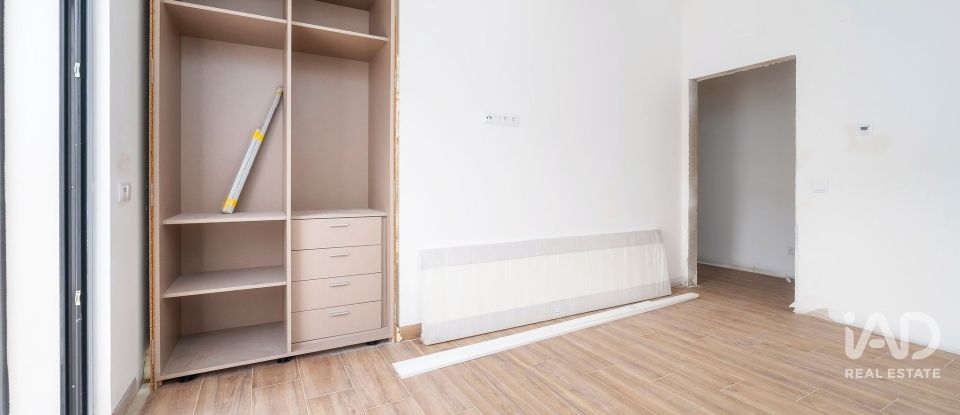 House T4 in Quarteira of 324 m²