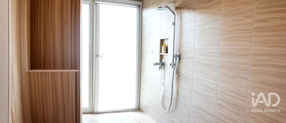 House T4 in Quarteira of 324 m²