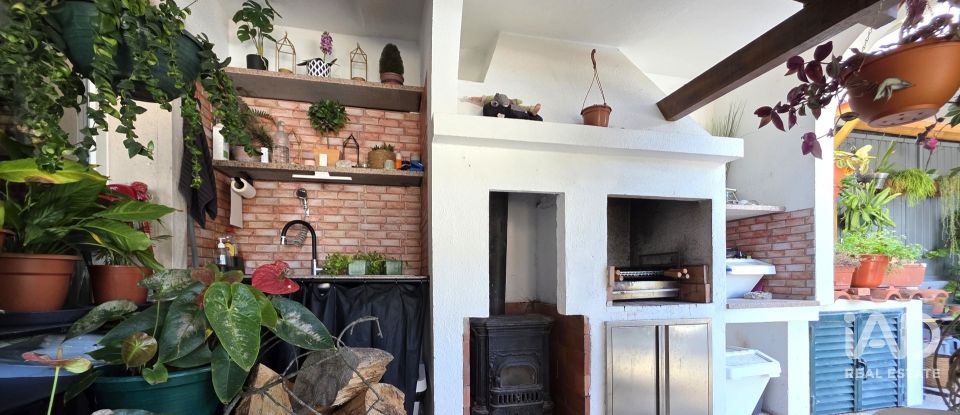 Maison T3 à Corroios de 78 m²