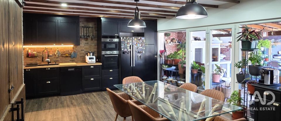 Maison T3 à Corroios de 78 m²