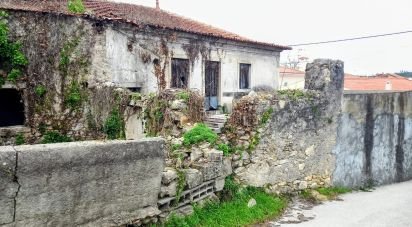 Maison T3 à Barcouço de 180 m²