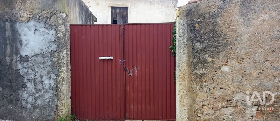 Maison T3 à Barcouço de 180 m²