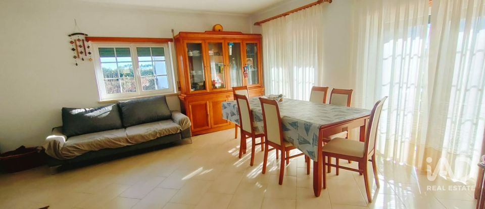 Maison T4 à Serra d'El-Rei de 183 m²