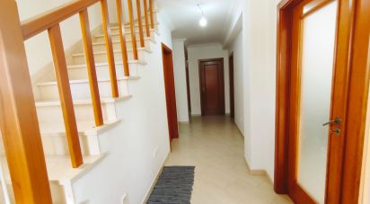 Maison T4 à Serra d'El-Rei de 183 m²