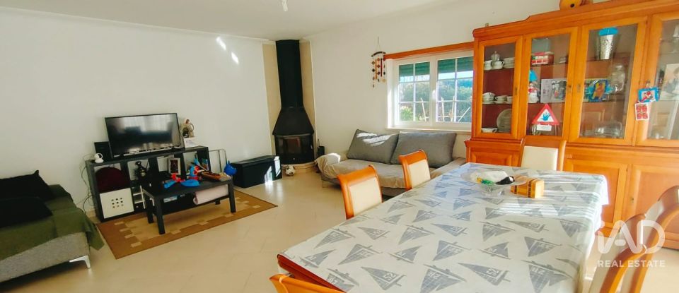 Maison T4 à Serra d'El-Rei de 183 m²