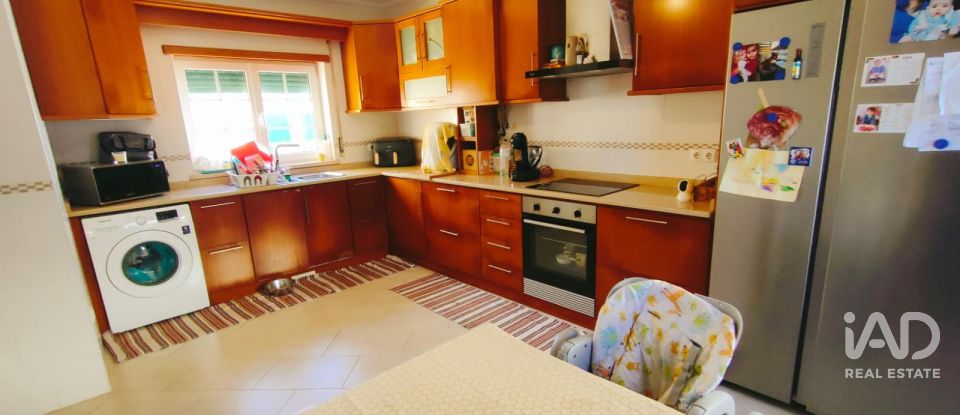 Maison T4 à Serra d'El-Rei de 183 m²