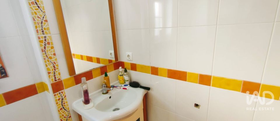 Maison T4 à Serra d'El-Rei de 183 m²