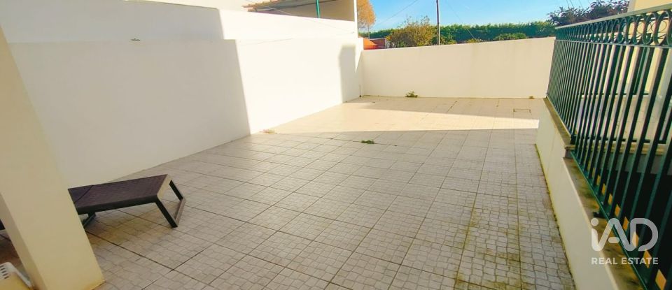 Maison T4 à Serra d'El-Rei de 183 m²