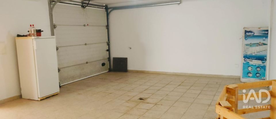 Maison T4 à Serra d'El-Rei de 183 m²