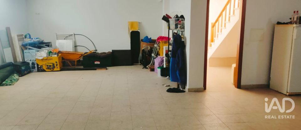 Maison T4 à Serra d'El-Rei de 183 m²