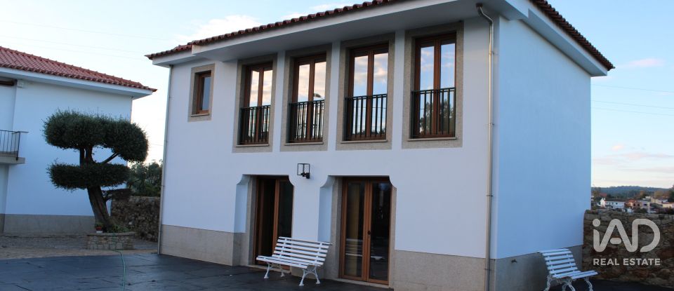 Maison T6 à Gondifelos, Cavalões e Outiz de 233 m²