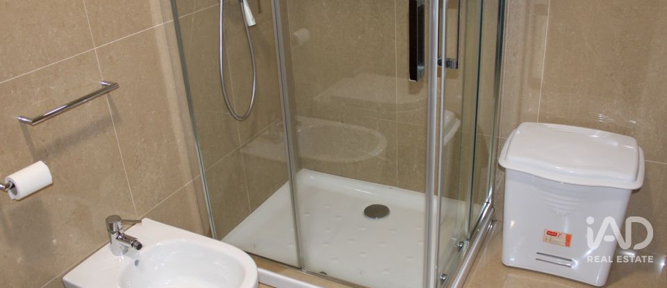 Maison T6 à Gondifelos, Cavalões e Outiz de 233 m²