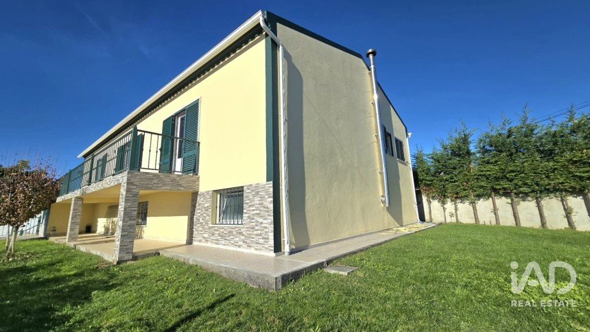 Maison T5 à Roliça de 335 m²