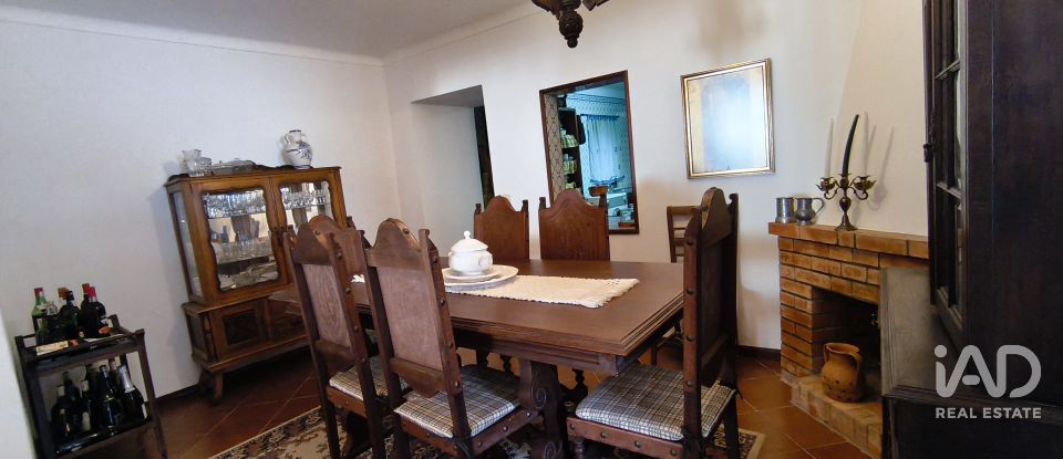 Maison T4 à Arrifana de 168 m²