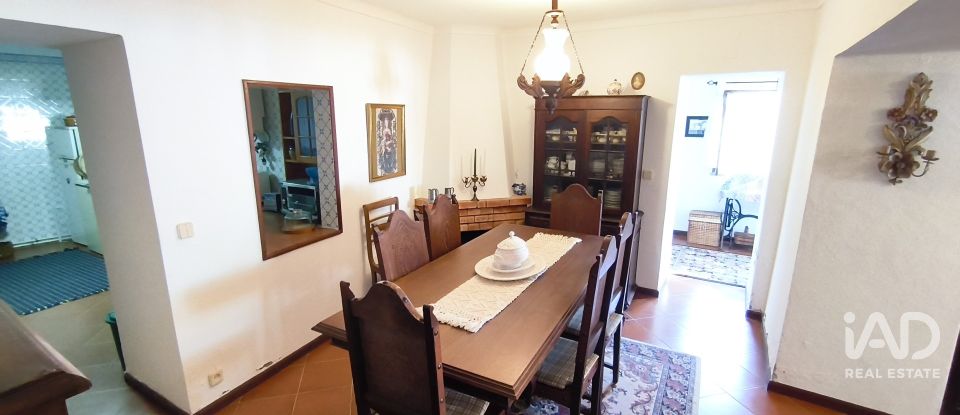 Maison T4 à Arrifana de 168 m²