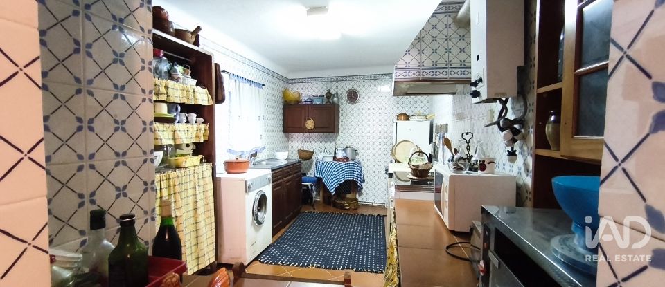 Maison T4 à Arrifana de 168 m²