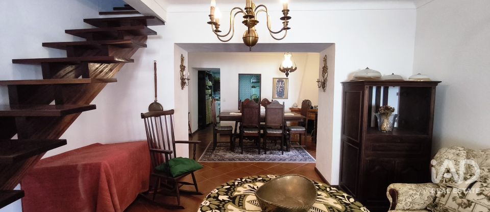 Maison T4 à Arrifana de 168 m²