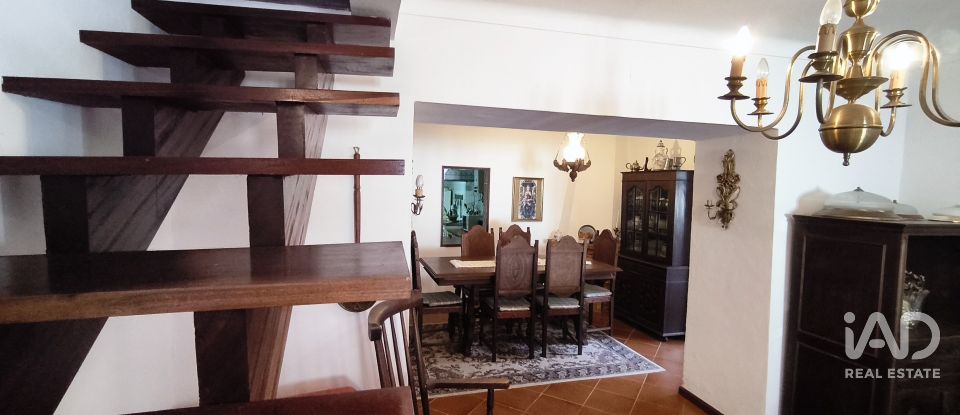 Maison T4 à Arrifana de 168 m²