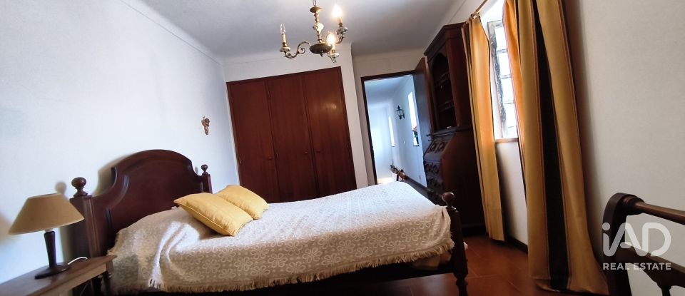 Maison T4 à Arrifana de 168 m²