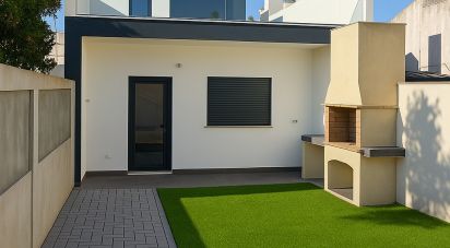 House T3 in Benfica do Ribatejo of 185 m²