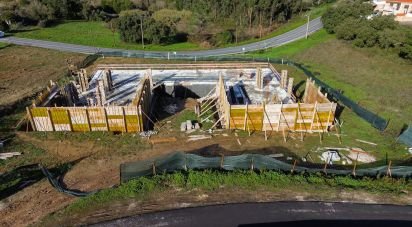 House T4 in Igreja Nova e Cheleiros of 326 m²