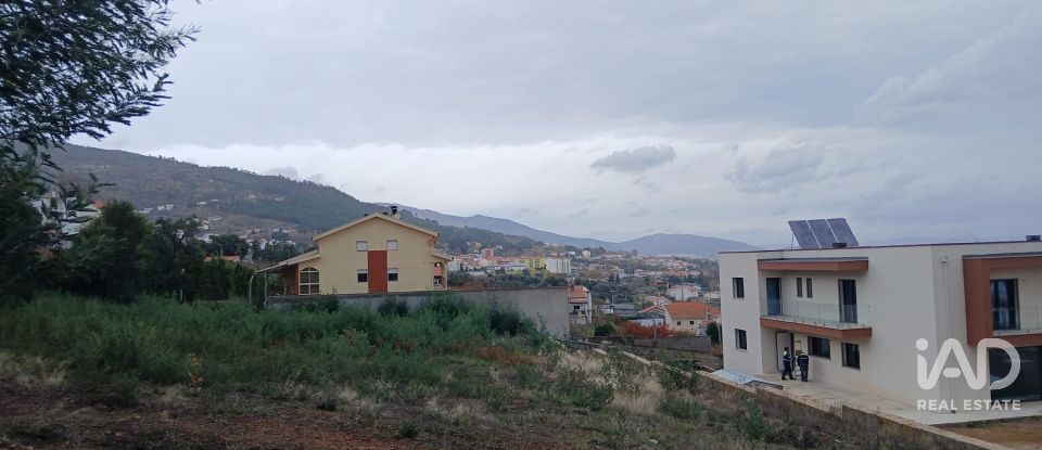 Terreno urbano em Tortosendo de 1 481 m²