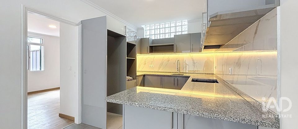 House T3 in São Gonçalo of 95 m²