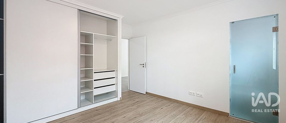 House T3 in São Gonçalo of 95 m²