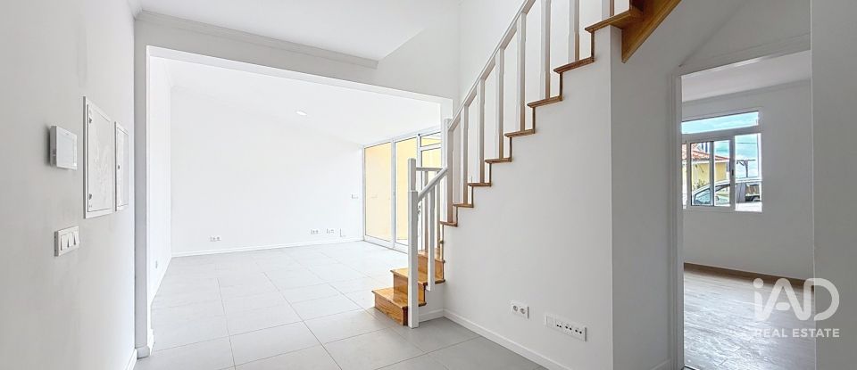 House T3 in São Gonçalo of 95 m²