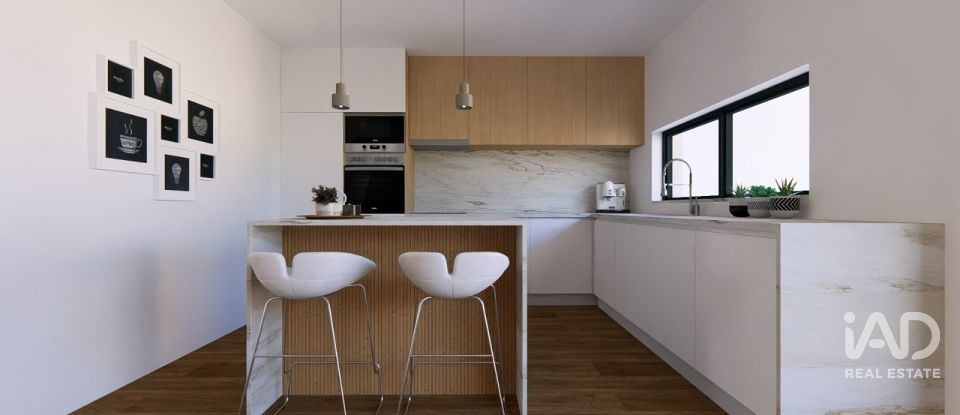 Maison T3 à Castelo do Neiva de 145 m²