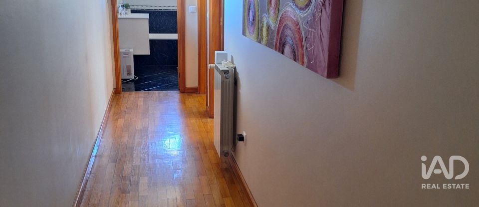 Appartement T2 à Águas Santas de 83 m²