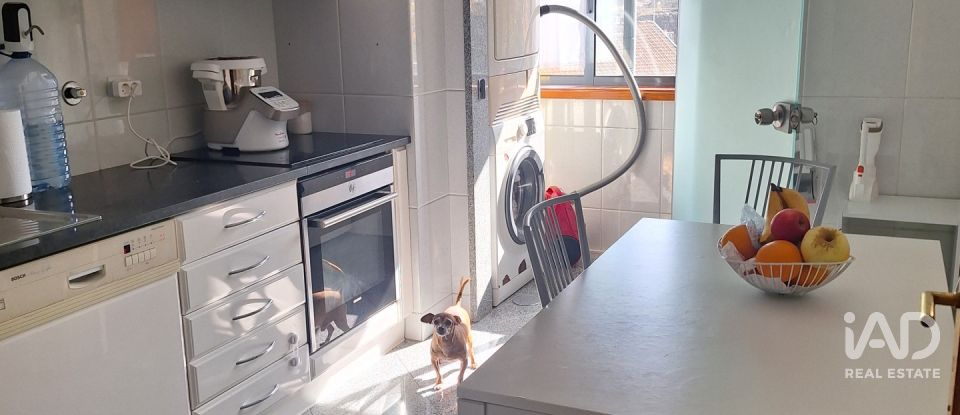 Appartement T2 à Águas Santas de 83 m²