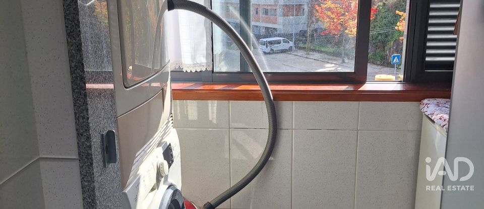 Appartement T2 à Águas Santas de 83 m²