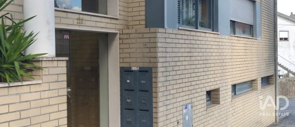 Appartement T2 à Águas Santas de 83 m²