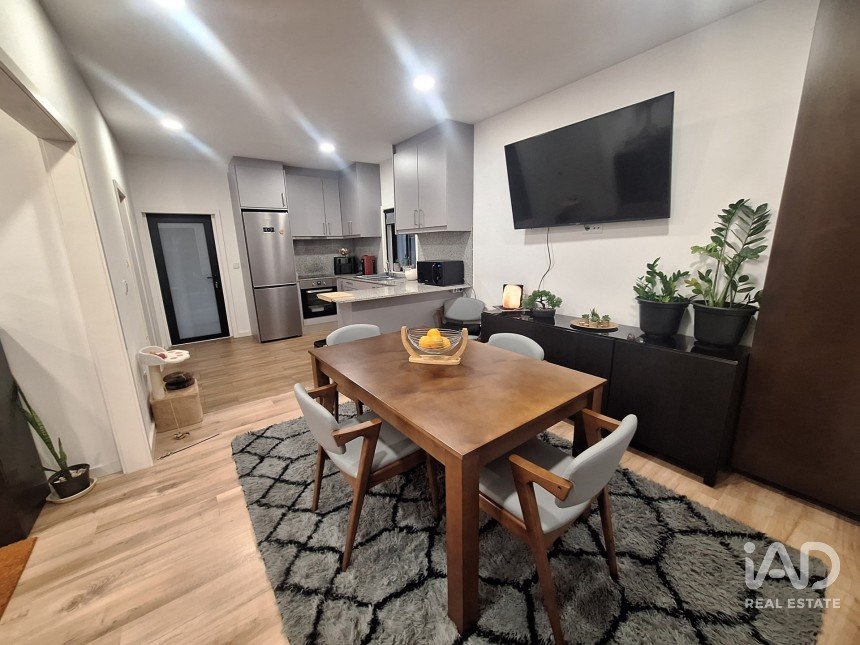 Maison T3 à Baguim do Monte (Rio Tinto) de 130 m²