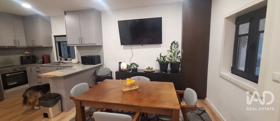 Maison T3 à Baguim do Monte (Rio Tinto) de 130 m²