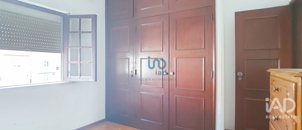 Apartment T2 in Lagos (São Sebastião e Santa Maria) of 62 m²