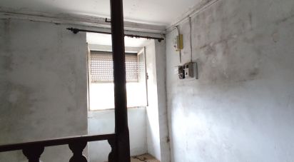 Maison T3 à Lagos Da Beira E Lajeosa de 105 m²