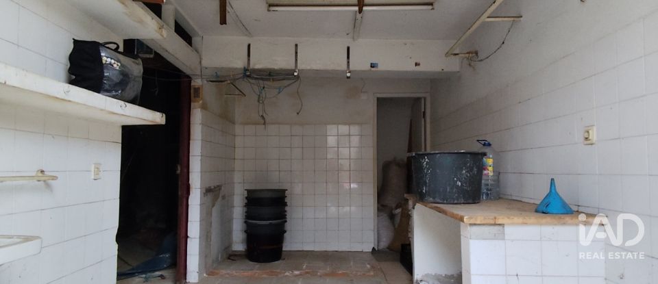 Maison T3 à Lagos Da Beira E Lajeosa de 105 m²