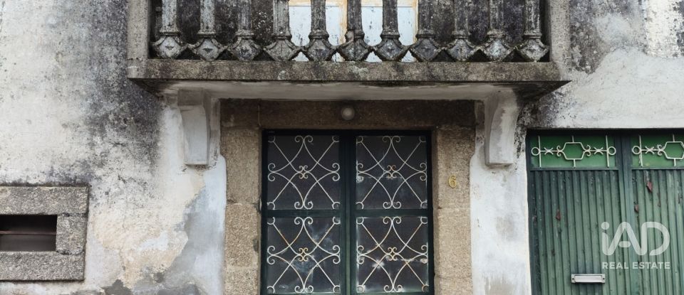 Maison T3 à Lagos Da Beira E Lajeosa de 105 m²