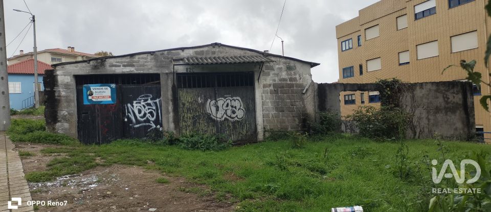 Terrain à bâtir à Gondomar (São Cosme), Valbom e Jovim de 1 303 m²