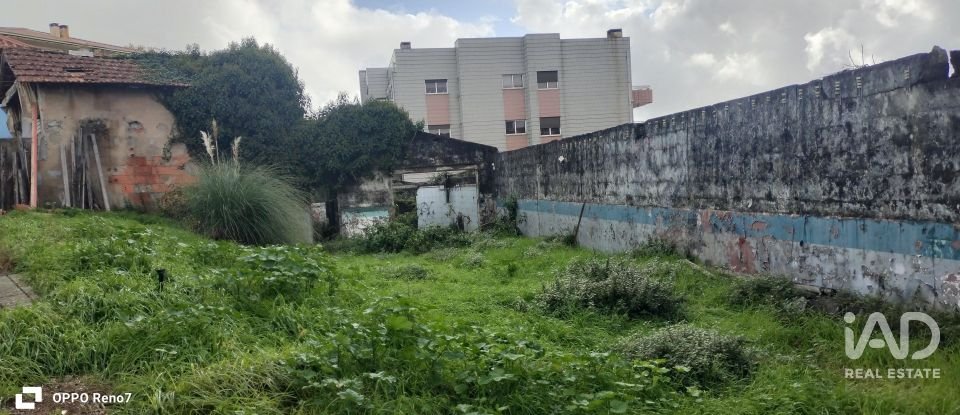 Terrain à bâtir à Gondomar (São Cosme), Valbom e Jovim de 1 303 m²