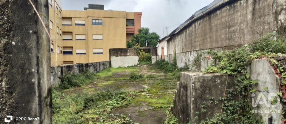 Terrain à bâtir à Gondomar (São Cosme), Valbom e Jovim de 1 303 m²