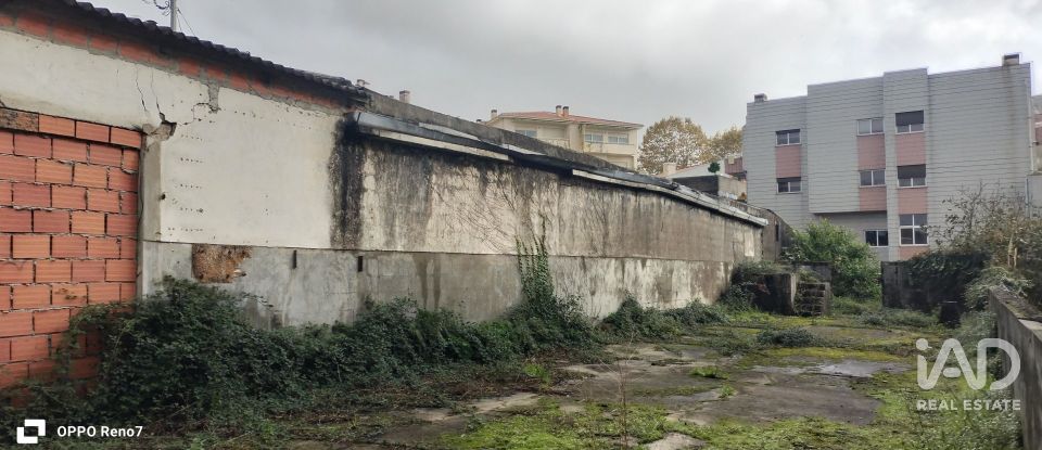 Terrain à bâtir à Gondomar (São Cosme), Valbom e Jovim de 1 303 m²