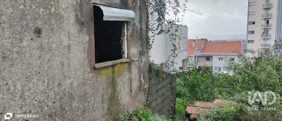 Terrain à bâtir à Gondomar (São Cosme), Valbom e Jovim de 1 303 m²