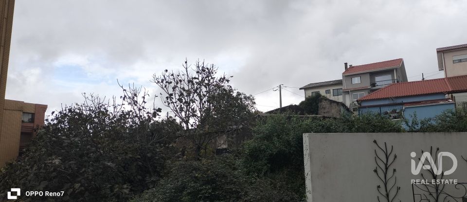 Terrain à bâtir à Gondomar (São Cosme), Valbom e Jovim de 1 303 m²