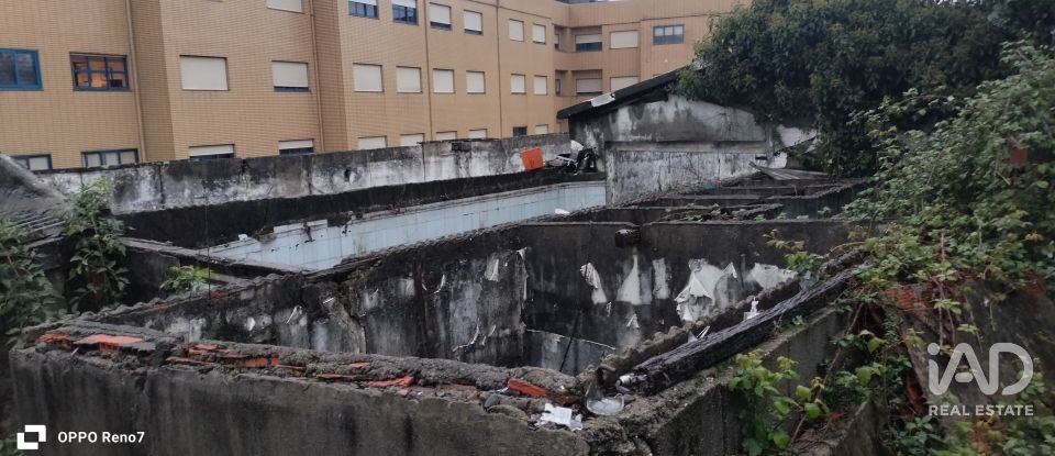 Terrain à bâtir à Gondomar (São Cosme), Valbom e Jovim de 1 303 m²