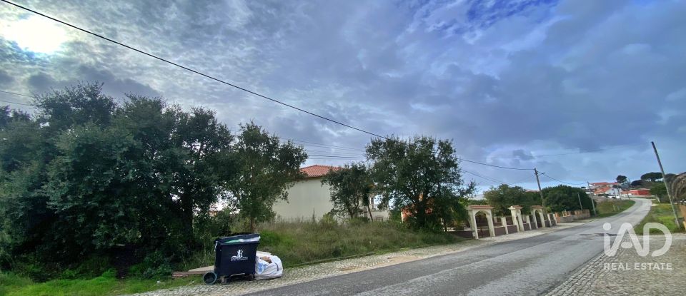 Terrain mixte à Caldas da Rainha - Nossa Senhora do Pópulo, Coto e São Gregório de 7 880 m²