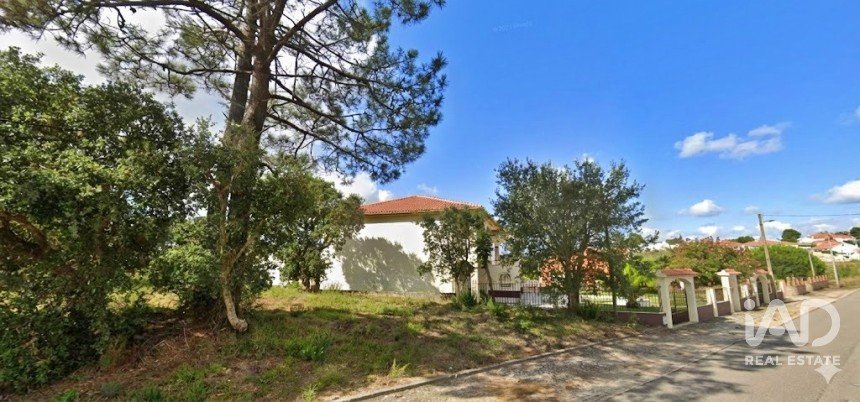 Terrain mixte à Caldas da Rainha - Nossa Senhora do Pópulo, Coto e São Gregório de 7 880 m²