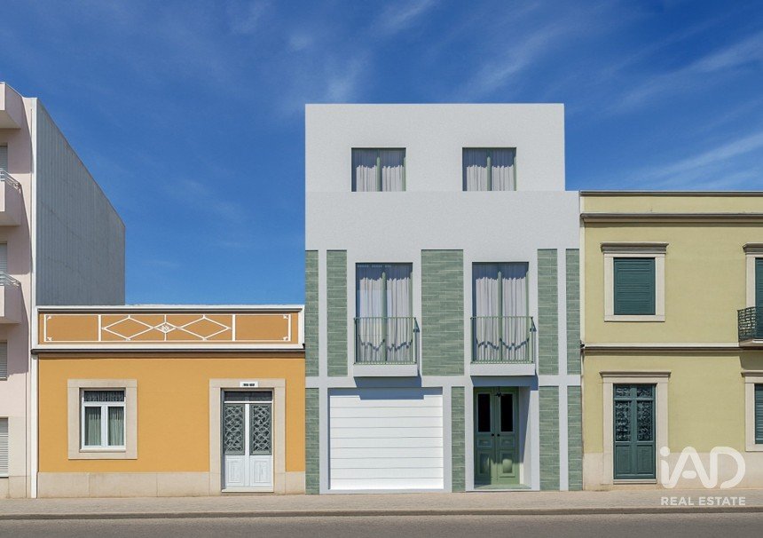 Maison de plain-pied T9 à Faro (Sé e São Pedro) de 160 m²
